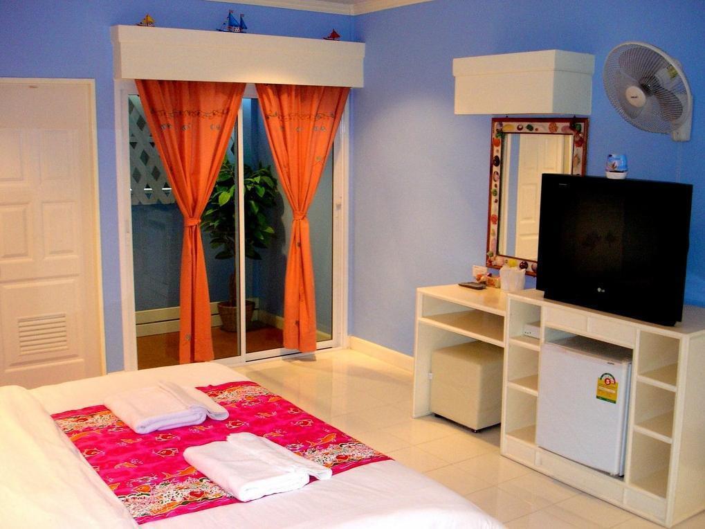 Sukkee Beach Resort Ko Lan Exterior foto